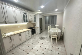 2-к. кв, 68,5 м², 4/4 эт.