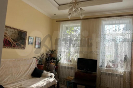 2-к. квартира, 68 м², 1/2 эт.