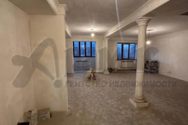 5-к. квартира, 160 м², 5/5 эт.