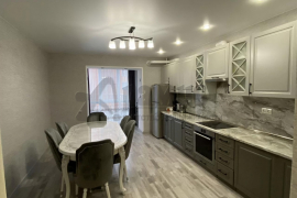 2-к. квартира, 78 м², 2/6 эт.