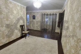 2-к. квартира, 45 м², 5/5 эт.