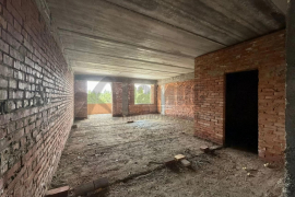 1-к. квартира, 53 м², 3/6 эт.