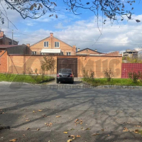 Дом 240 м² на участке 5 сот.