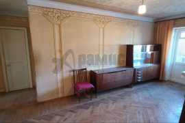 В районе "Манежа" и МВД пр. кв.