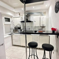 2-к. квартира, 40,9 м², 1/5 эт.