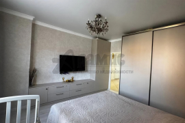 2-к. квартира, 70 м², 2/5 эт.