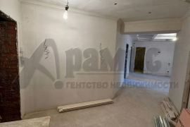 3-к. квартира, 120 м², 4/5 эт.