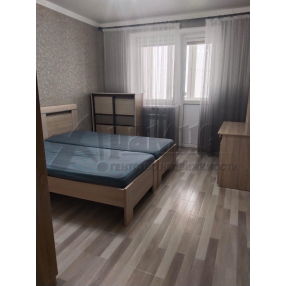 3 к.кв возле ресторана Россия