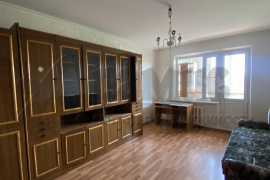 Продаю 2ккв по Весенней