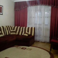 2-к. квартира, 52 м², 3/5 эт.